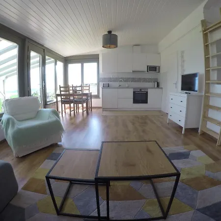 Balaton View 度假居 *